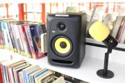 micro-enceinte-jaune